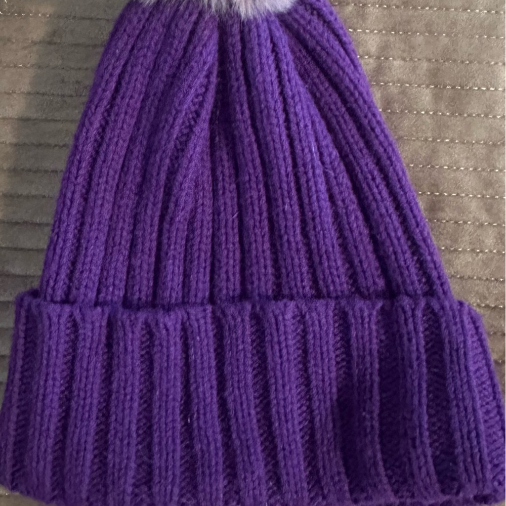 Athleta Purple Ribbed Knit Pom Beanie Hat - Picture 5 of 10